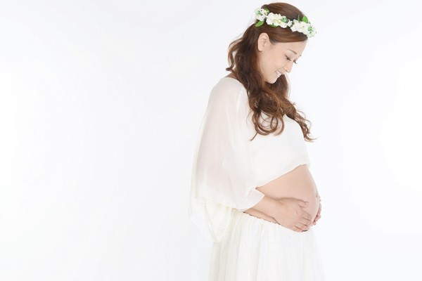 美しいママ になる！ 妊娠線予防のための保湿ケア効果を検証！