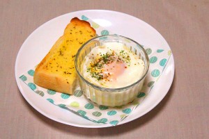 朝食にピッタリ！おうちで作る簡単おしゃれな『エッグスラット』レシピ
