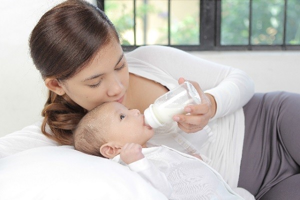 ママたちの声が受け入れられた!?『液体ミルク』が国内導入の検討開始！