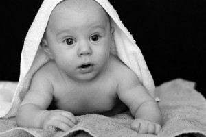 ベビーバス不要！バスマットを使えば、ママ1人で赤ちゃんの沐浴が簡単にできちゃうって知ってた!?