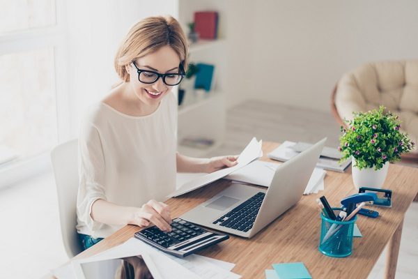 メルカリ収入で確定申告が必要な人と不要な人、主婦でも申告必要なケースとは?